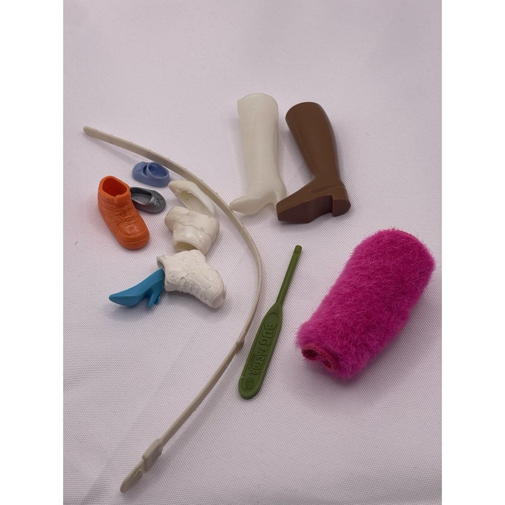 Vintage‎ Barbie Accessories, Single Shoes Lot